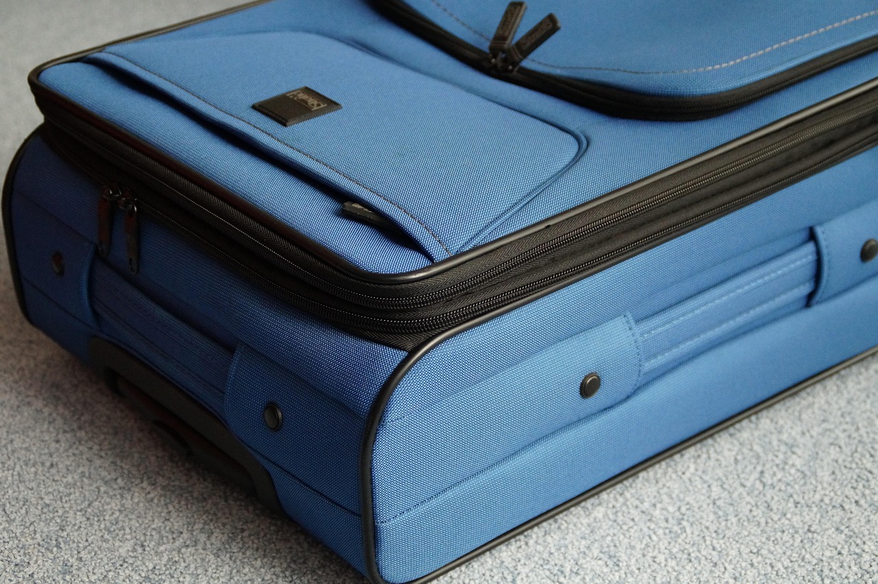 All-in-one pod and pen devices displayed as a retail product family